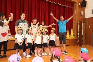 8月生まれのお誕生会　ーつなひきー　年中組
