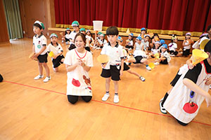 8月生まれのお誕生会　ーいろいろリレーー　年長組