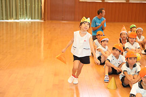 8月生まれのお誕生会　ーいろいろリレーー　年長組