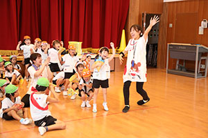 8月生まれのお誕生会　ーいろいろリレーー　年長組