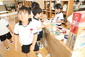 お店やさんを作ろう！　ひまわり・ばら・すみれ