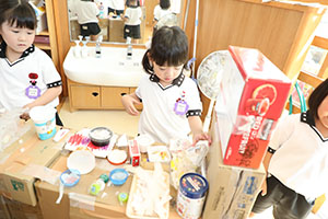 お店やさんを作ろう！　ひまわり・ばら・すみれ