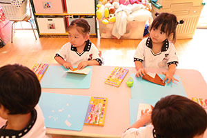 どんぐりの制作　うさぎ
