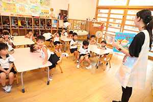 絵本の読み聞かせ　こあら