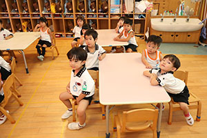 絵本の読み聞かせ　こあら