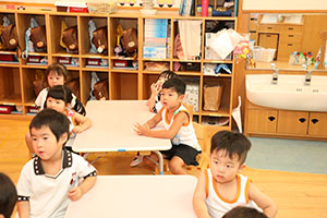 絵本の読み聞かせ　こあら