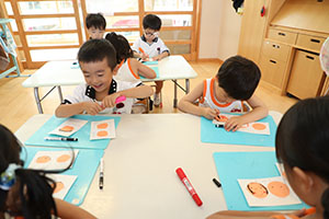 敬老の日の制作　ばら