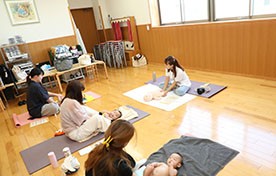 ベビーマッサージ教室　「nicoly」