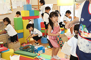 お店屋さんごっこ　年中組　