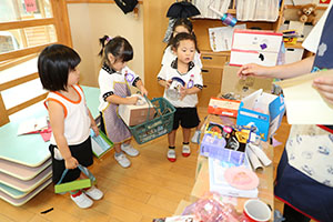 お店屋さんごっこ　年中組　
