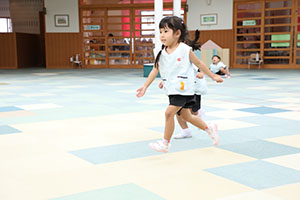 かけっこの活動　ことり
