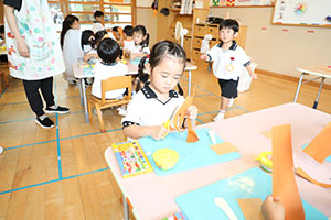 きのこの制作　きりん