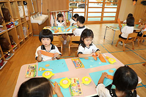きのこの制作　きりん