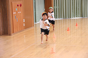 リレー頑張っています！　A・B・E