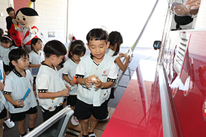 お米のジェラート　美味しかったね　年長組