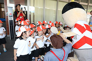 キッチンカーイベント♪　～お米のジェラート～　年中・年少・2歳児クラス