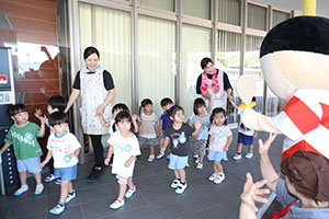 キッチンカーイベント♪　～お米のジェラート～　年中・年少・2歳児クラス