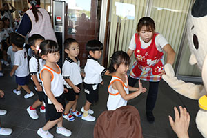 キッチンカーイベント♪　～お米のジェラート～　年中・年少・2歳児クラス