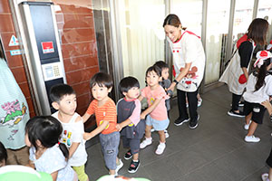 キッチンカーイベント♪　～お米のジェラート～　年中・年少・2歳児クラス