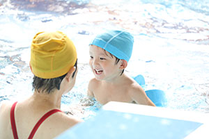 スイミングクラブへ行きました　ばら・すみれ