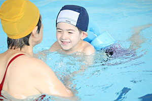 スイミングクラブへ行きました　ばら・すみれ