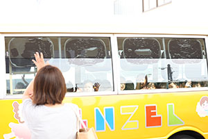 スイミングクラブへ行きました　ばら・すみれ