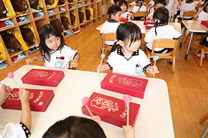 太鼓ごっこ　こあら