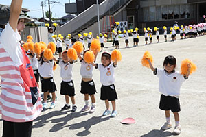運動会　リズム活動の練習　年少組
