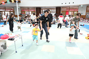 2歳児クラス運動会　ー英語・借り物競争ー　ひよこ・あひる・ぺんぎん