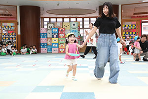 2歳児クラス運動会　ー英語・借り物競争ー　ひよこ・あひる・ぺんぎん