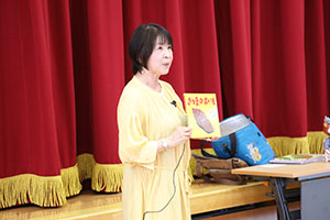 9月生まれのお誕生会　ー絵本の読み聞かせー　年少
