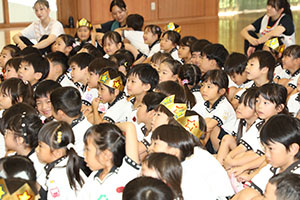 9月生まれのお誕生会　ー絵本の読み聞かせー　年長