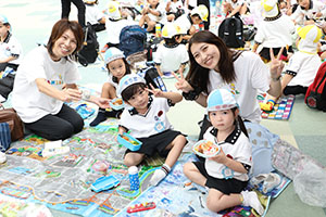 エンゼルドームでお弁当🎵　 　年少