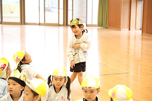 10月生まれのお誕生会　ー仮装間違い探しー　年少