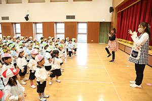 10月生まれのお誕生会　ー仮装間違い探しー　年少