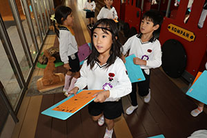 10月生まれのお誕生会　ーハロウィンビンゴー　年長