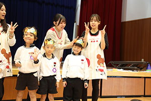 10月生まれのお誕生会　ーハロウィンビンゴー　年長