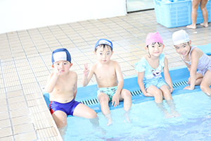 スイミングクラブへ行きました　ひまわり・さくら・たんぽぽ　NO．2