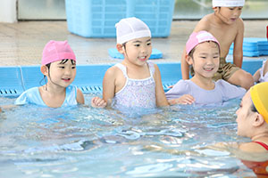 スイミングクラブへ行きました　ひまわり・さくら・たんぽぽ　NO．2