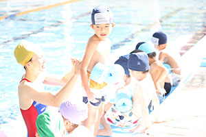 スイミングクラブへ行きました　ひまわり・さくら・たんぽぽ　NO．2