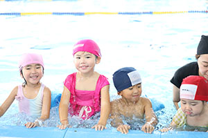 スイミングクラブへ行きました　ひまわり・さくら・たんぽぽ　NO．1