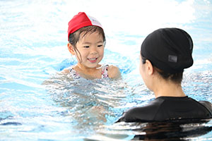 スイミングクラブへ行きました　ひまわり・さくら・たんぽぽ　NO．1