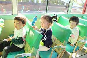 汽車バス遠足　キッズ水曜クラス