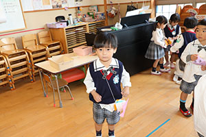 お菓子探し　ハッピーハロウィン🎃　ことり・こあら