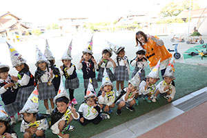お菓子探し　ハッピーハロウィン🎃　ぱんだ・きりん
