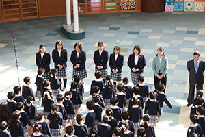 エンゼルドームで記念撮影　年長