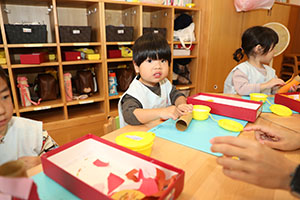 ミノムシの制作　あひる