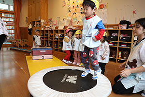 みんなで自由あそび　2歳児クラス
