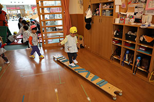 みんなで自由あそび　2歳児クラス