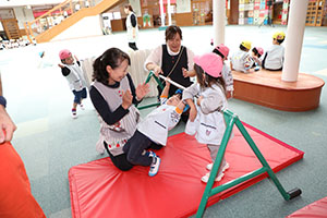 みんなで自由あそび　2歳児クラス